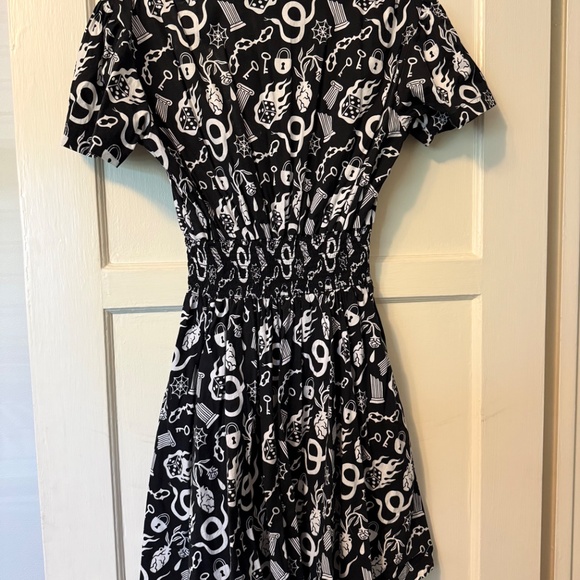 Nooworks When Odin Sleeps Leah dress - Picture 2 of 4